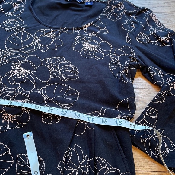 Lands End dress, black, size medium - Picture 7 of 10